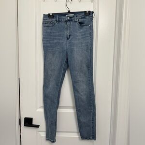 EUC Dynamite Kate Skinny Jeans Size 29